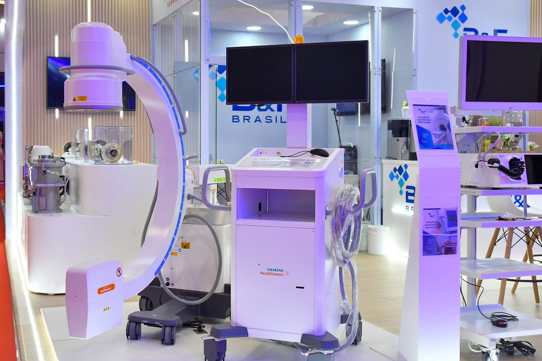 Arco cirúrgico Siemens disponível para locação pela B&F Brasil